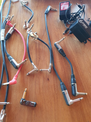 Cabos E Fontes Para Pedais Diversos - Super Conservado!! - Foto 3
