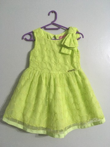 Vestido verde-limão Tam 1ou2 anos