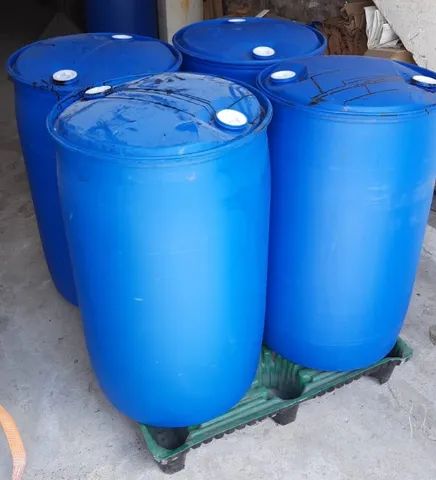 Bombonas Barricas de Plastico tampa fixa (11) 9.4742-1803 usadas - Foto 4