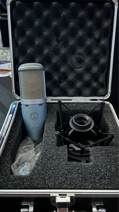 Microfone Akg P220 - Foto 3