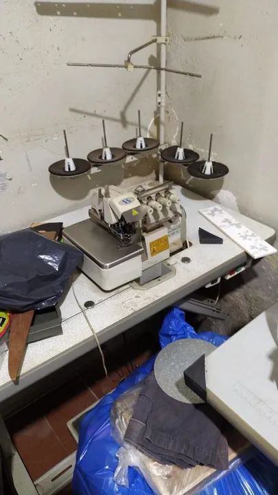 Máquina de Costura Overlock Industrial - Foto 2