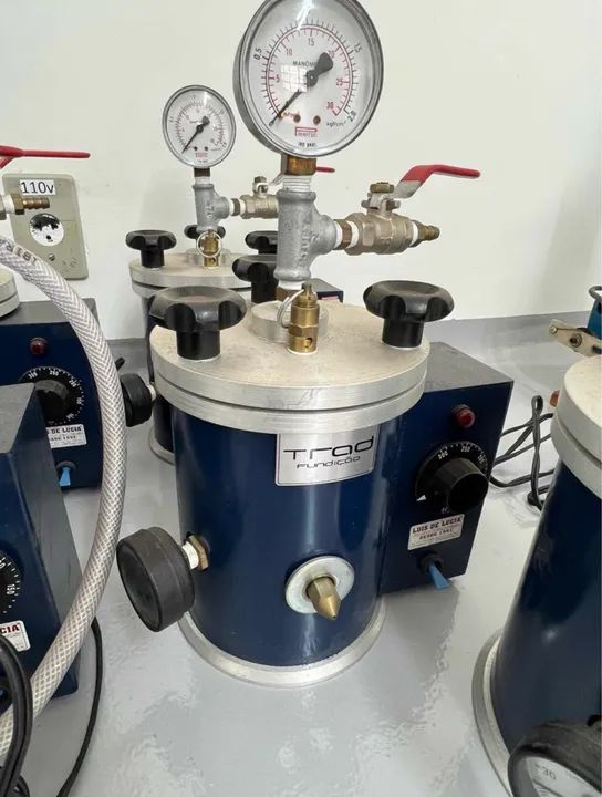 injetora de cera trad fundições 1000ml 220v nova