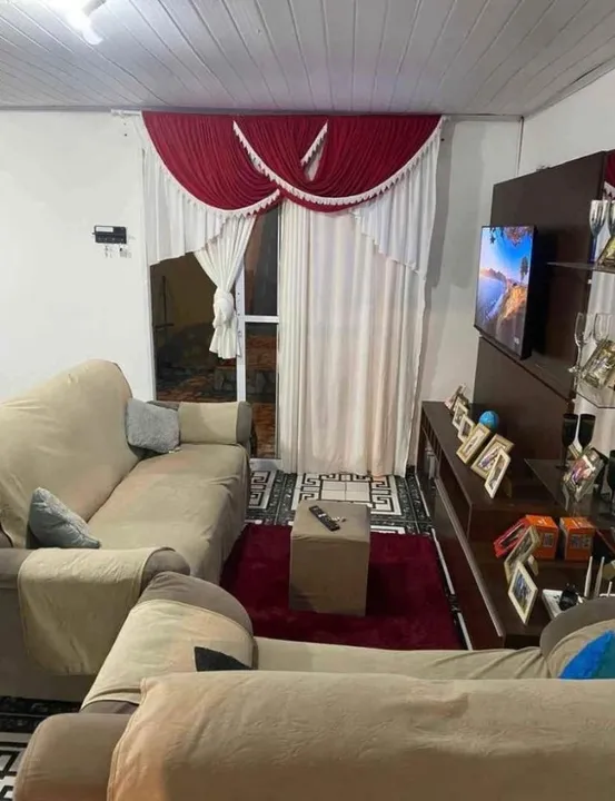 Vendo no casa no Itapoã