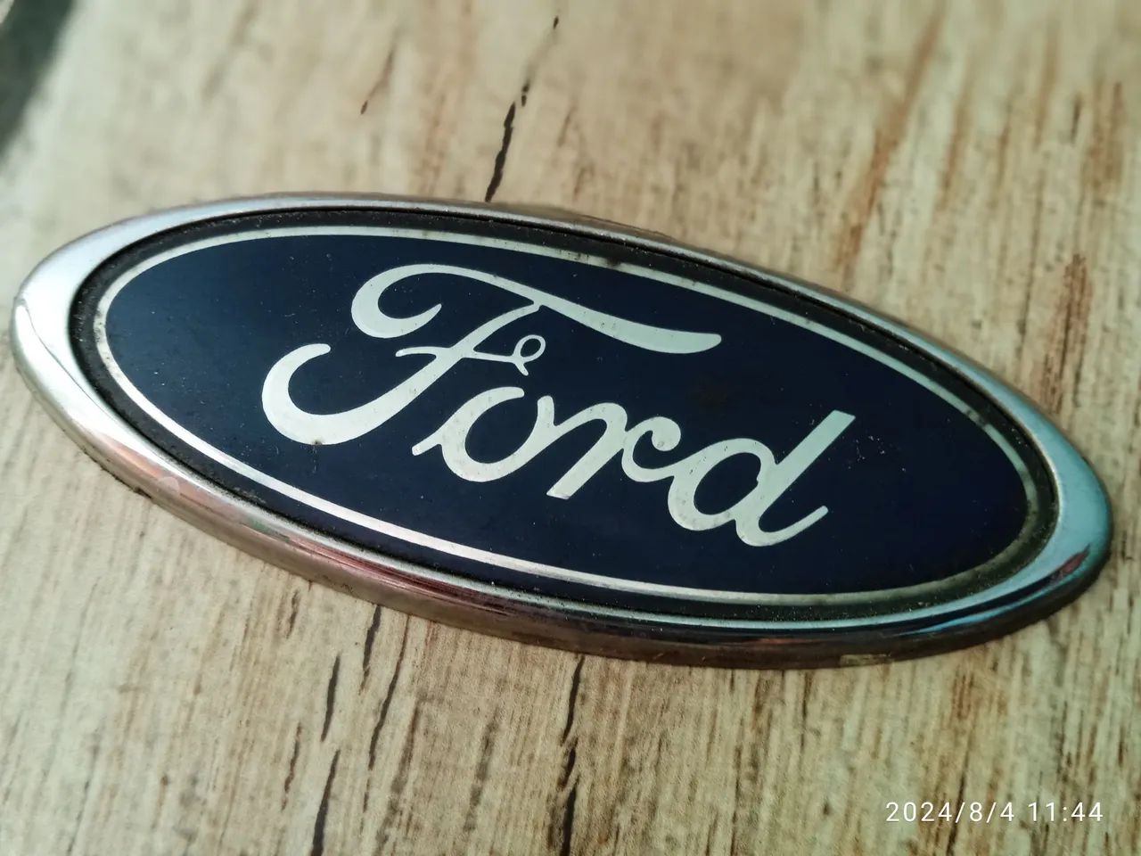 Emblema tampa traseira Ford Focus/KA/Courier - Foto 3