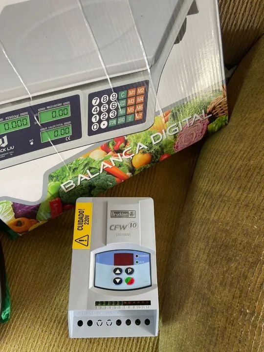 Inversor de frequência cfw10 com garantia - Foto 4