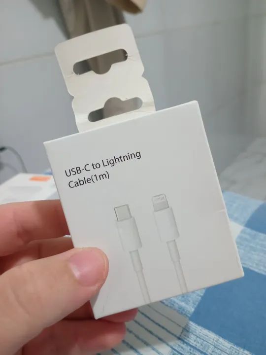 Carregador Apple 20W USB-C Original e Cabo USB-C para Lightning 1m - Foto 4