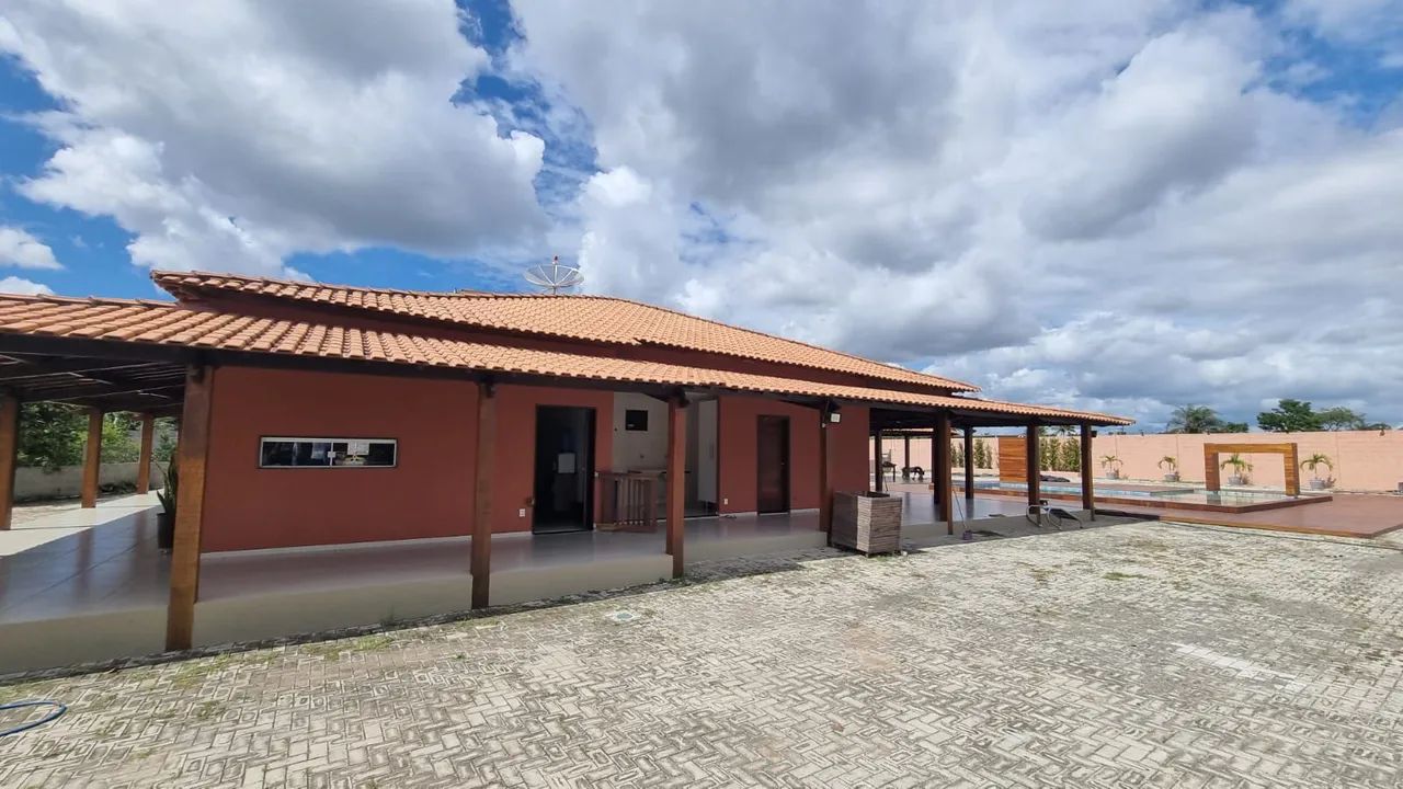 Vendo uma excelente chácara 4/4 sendo três suítes com piscina - Foto 4