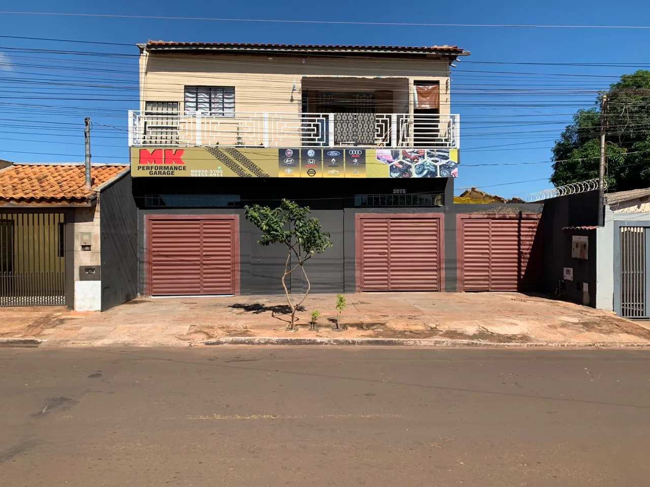 Alugo casa