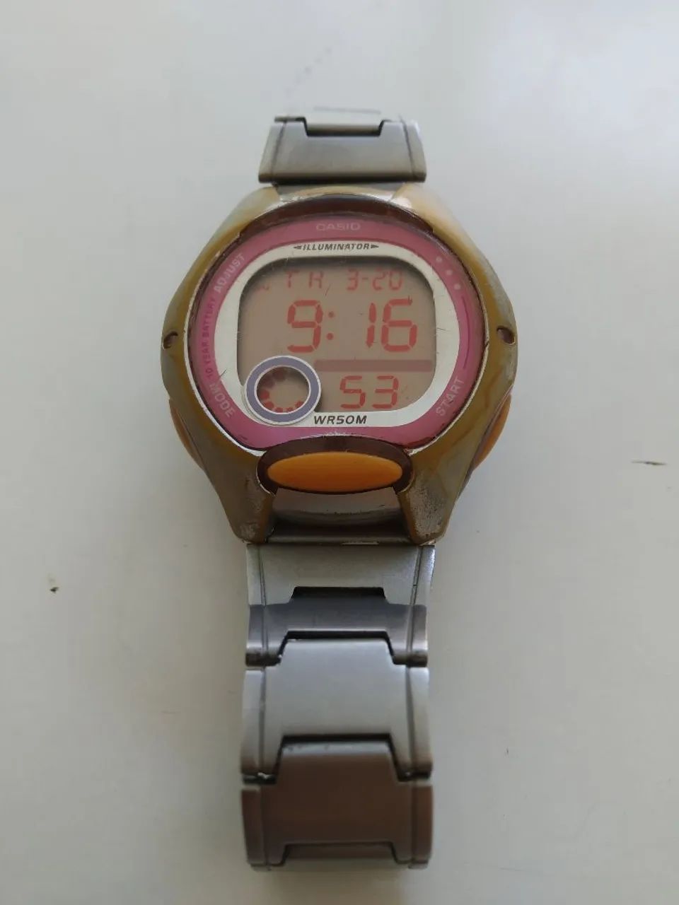 Relógio Casio iluminator feminino - Rosa