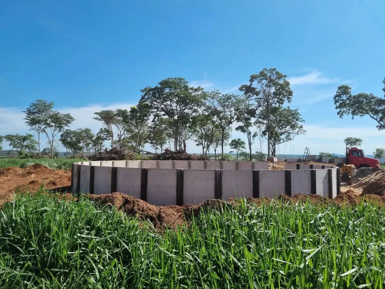 FAZENDA DUPLA APTIDÃO COM ÁREA TOTAL DE 700 HECTARES EM CAMAPUÃ - Foto 4