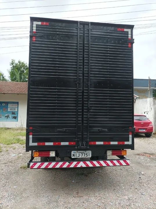 Caminhão Iveco Daily Cabine Dupla 55c16 Baú - Foto 5