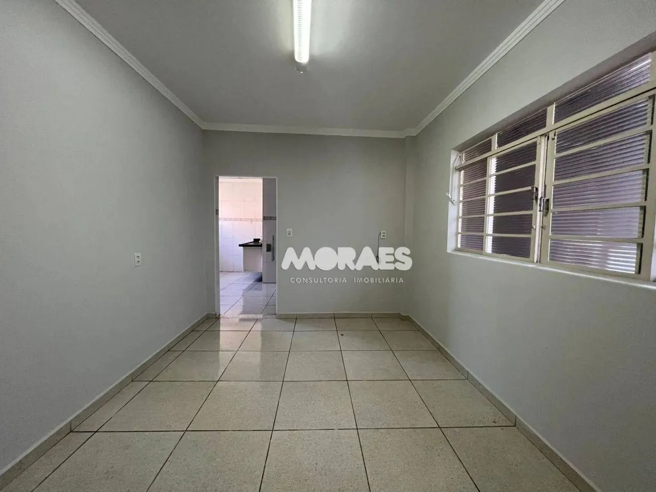 Casa com 3 quartos para alugar, 180 m² por R$ 2.200/mês - Jardim Bela Vista - Bauru/SP