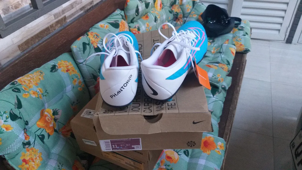Chuteira Nike Phantom GT Club FG