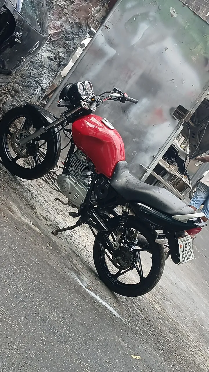 Suzuki só pega i roda