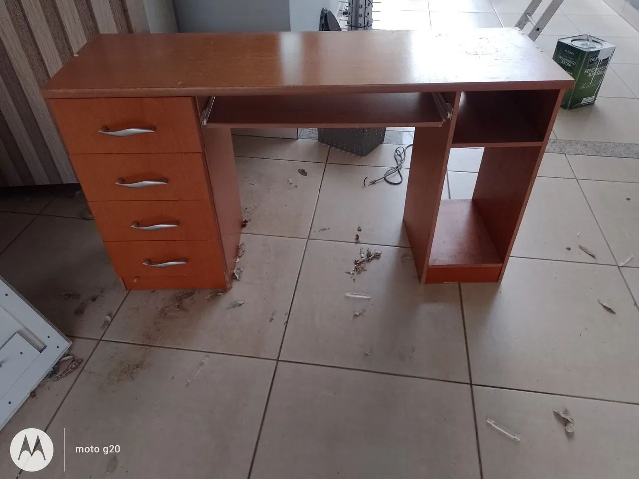 Selling a writing desk