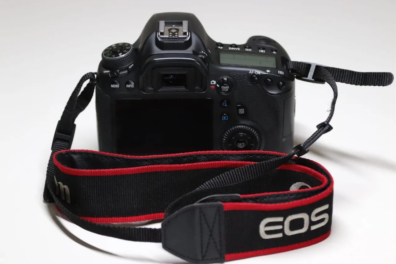 Canon 6D - Somente o Corpo - Excelente Estado - Foto 4