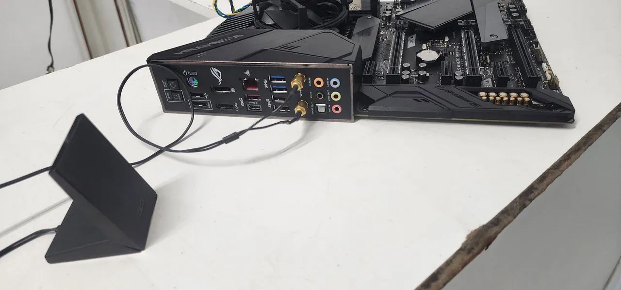 KIT I5 9600K COM 16GB E PLACA MÃE Peças de Hardware São