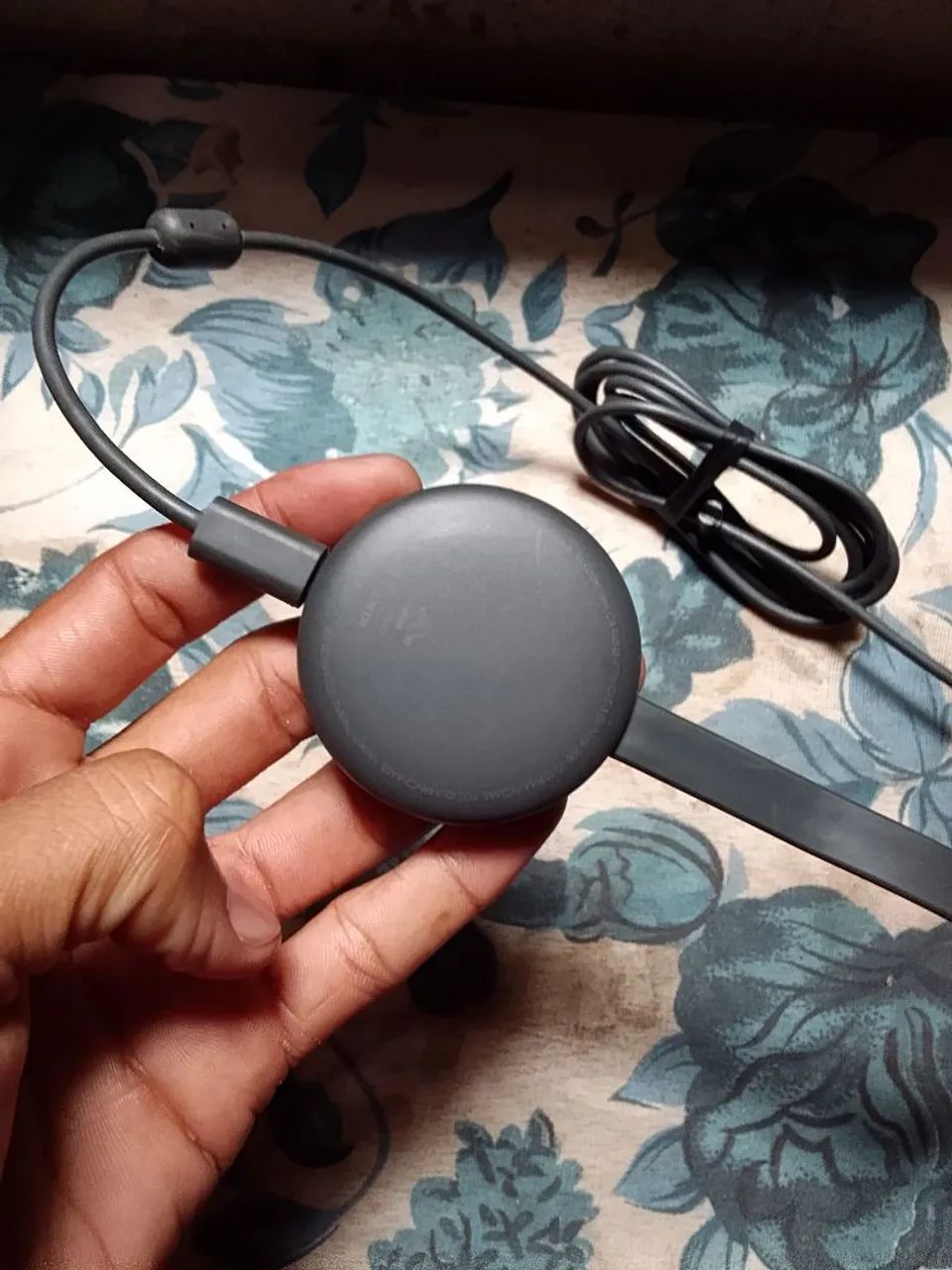 Chromecast novo tem nem 1 ano de uso. - Foto 2