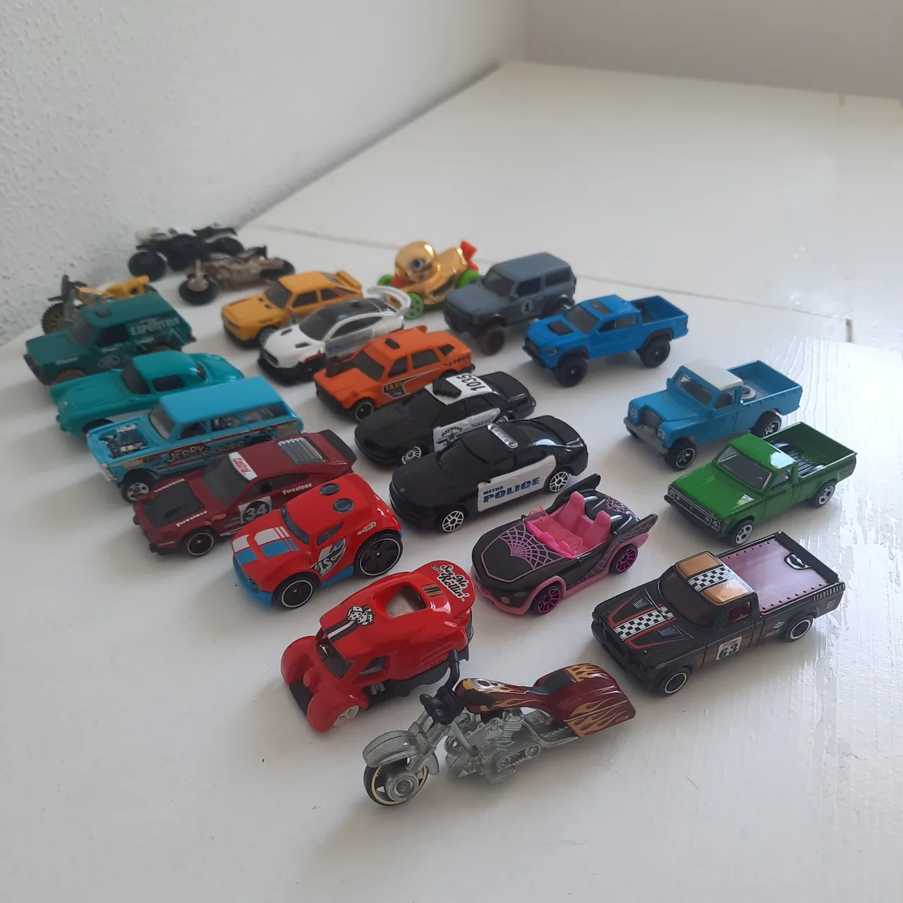 Carrinhos HotWheels