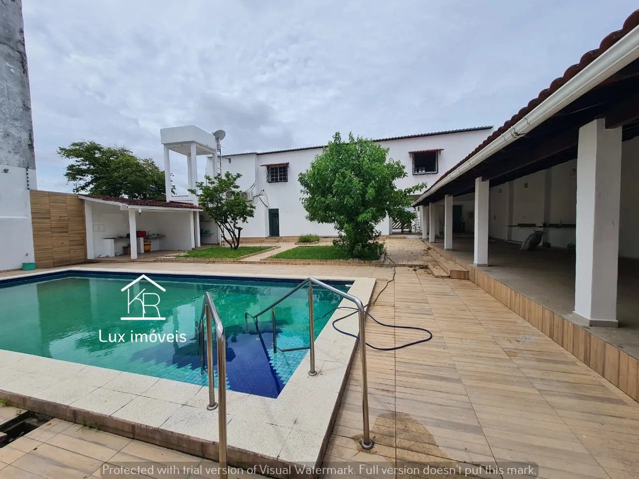 Le Village Blanc / Dúplex 400m2 / 5 quartos, sendo 2 suítes / área gourmet e piscina