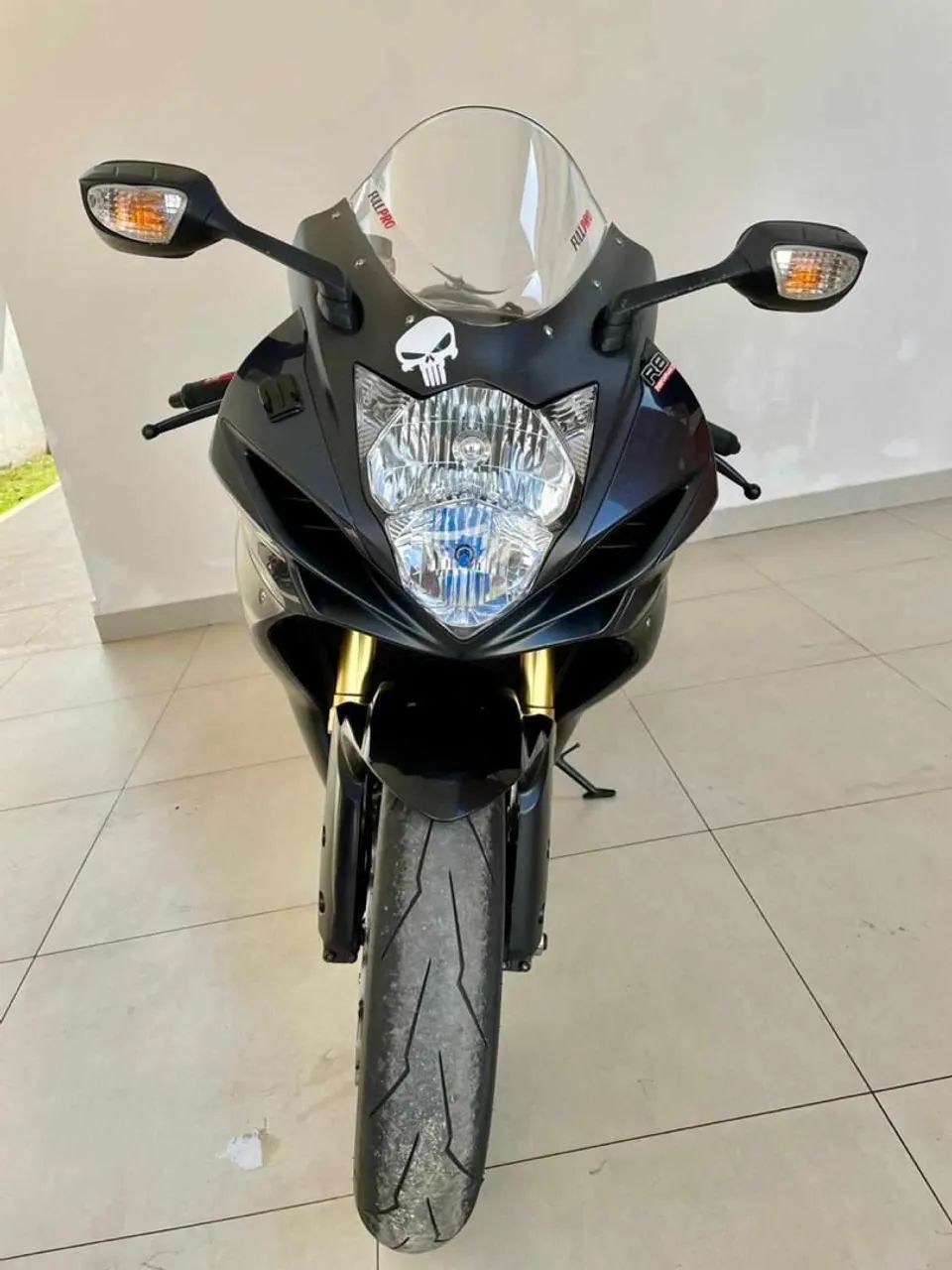 Moto Srad 750 impecável 