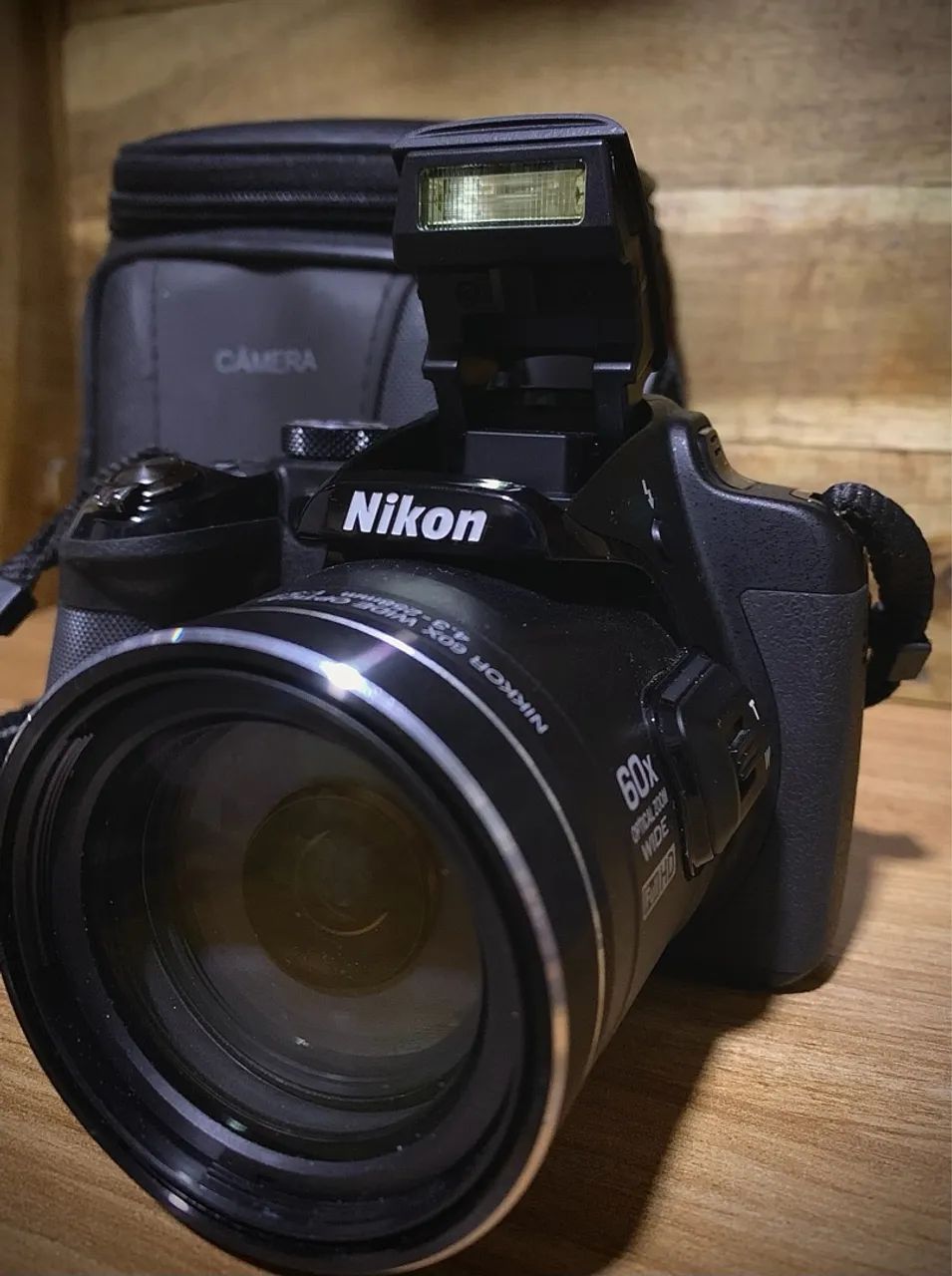 Câmera Digital em Ótimo Estado + brindes - Foto 2