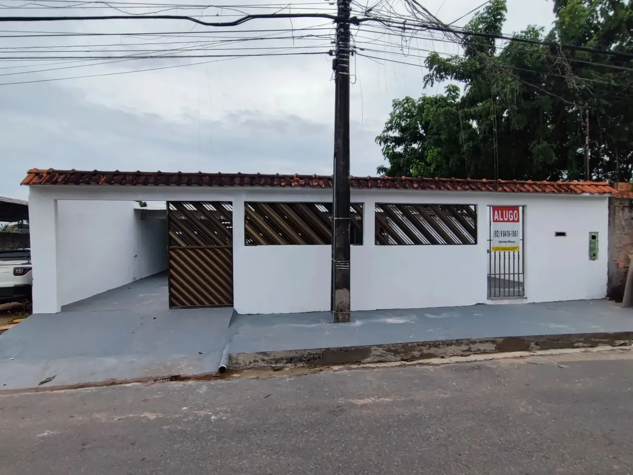 Alugo imóvel no Parque 10 para fins comerciais - 300 m²