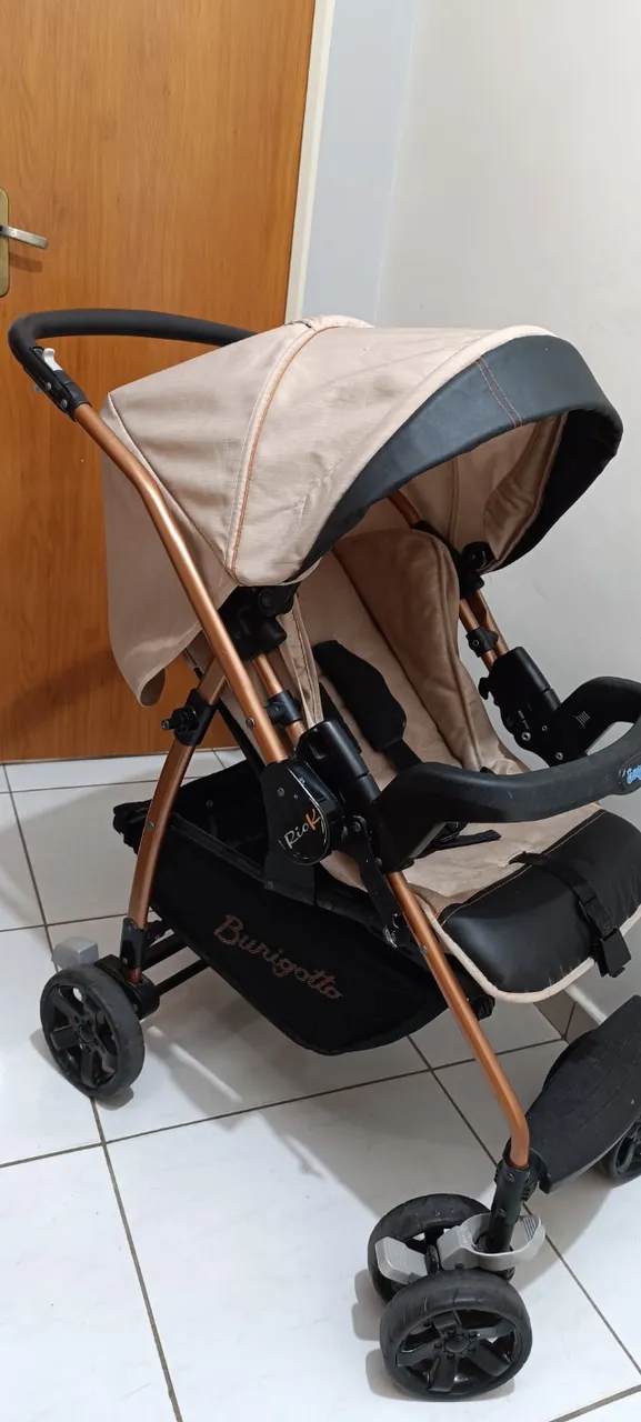 Carrinho e bebê conforto pouco usado