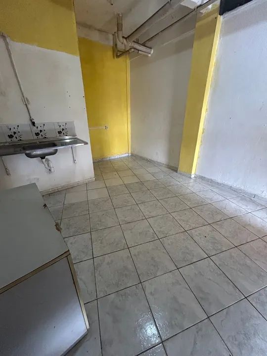 Alugo ponto (excelente localização Novo Aleixo) - Foto 2