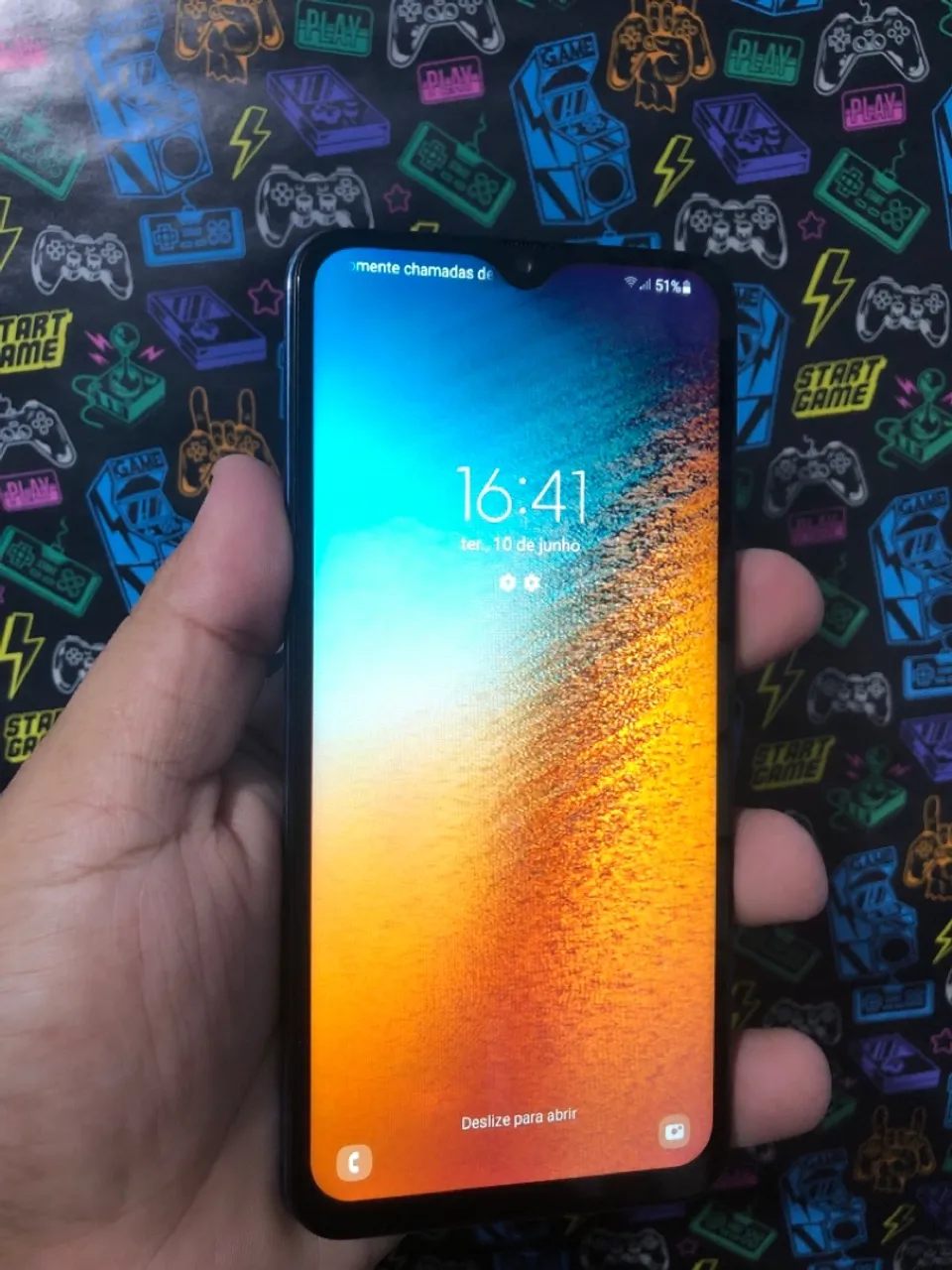 Vende-se celular Samsung a30
