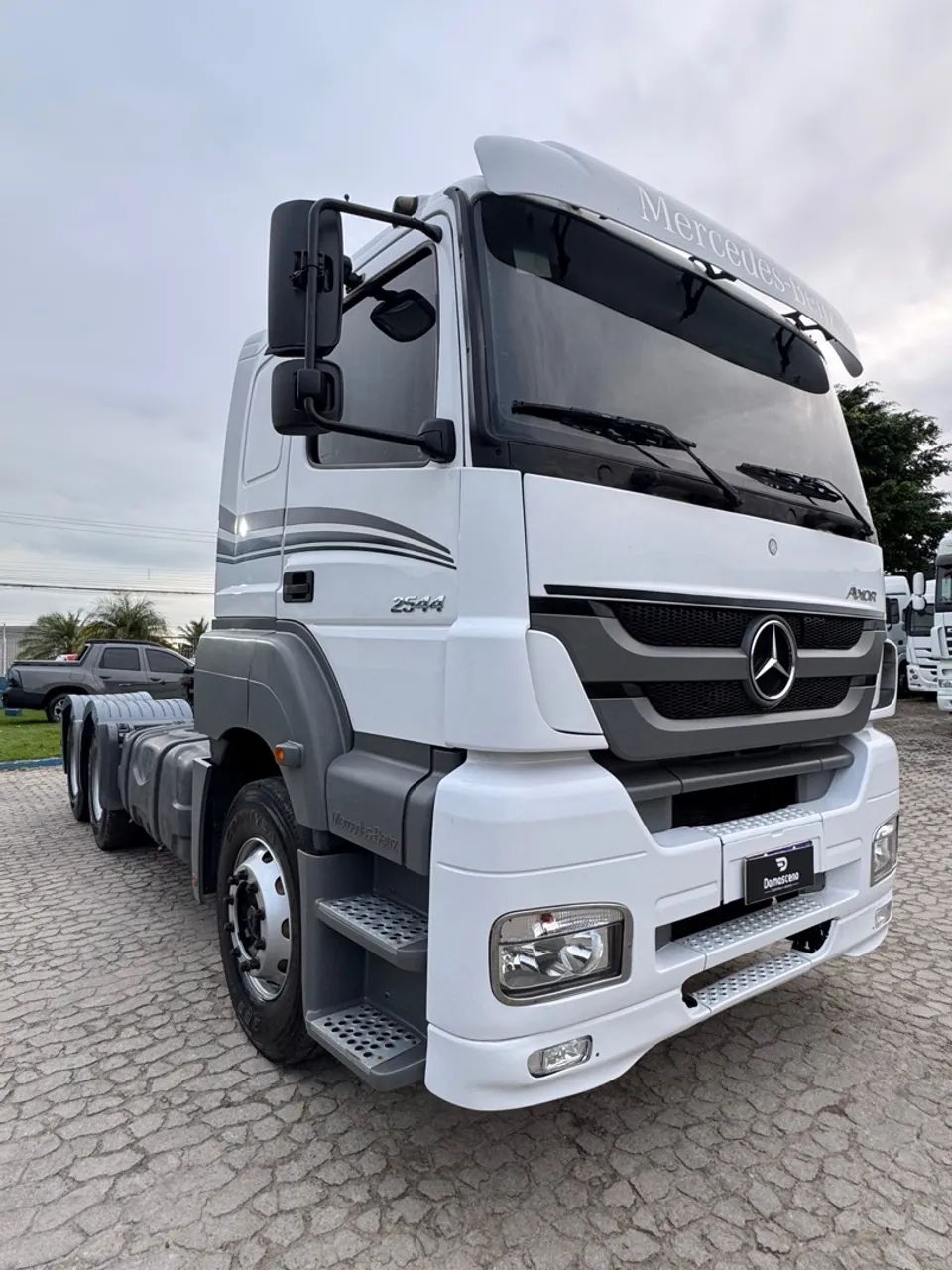 Mercedes Benz Axor 2544 - 6x2 - Foto 7