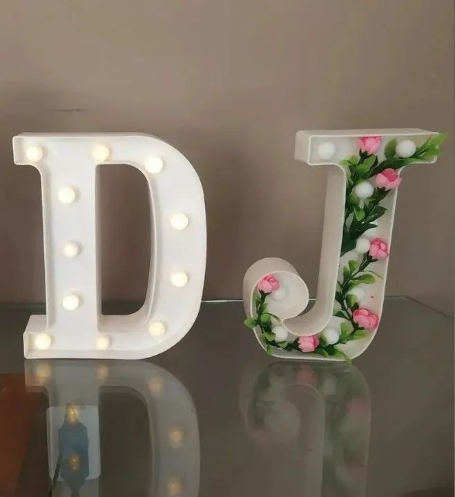 Letras Luminosas (D e J)