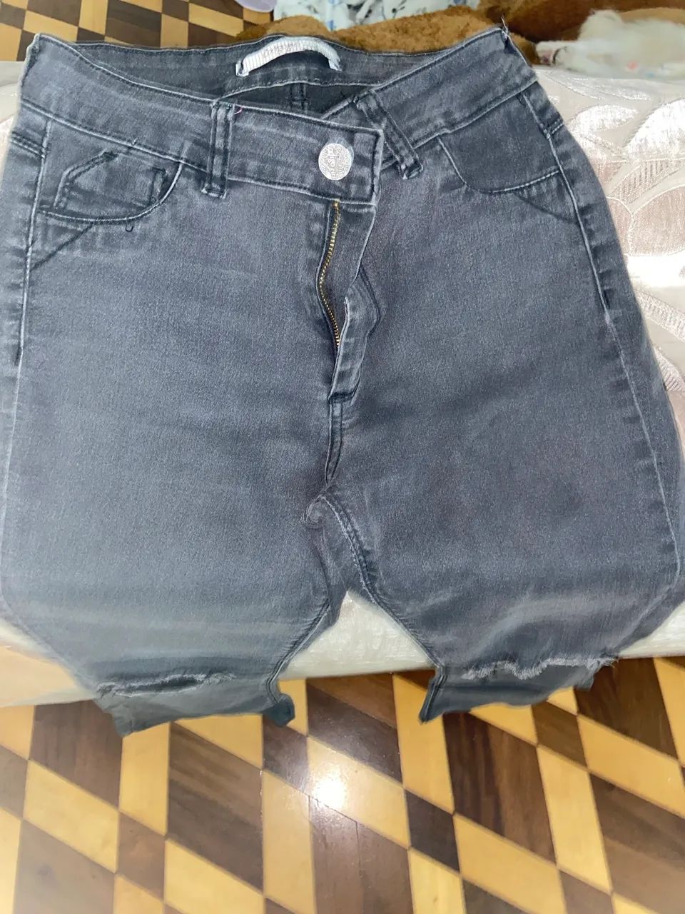 CALÇA JEANS FEMININA PRETA NÚMERO 38 - Foto 2