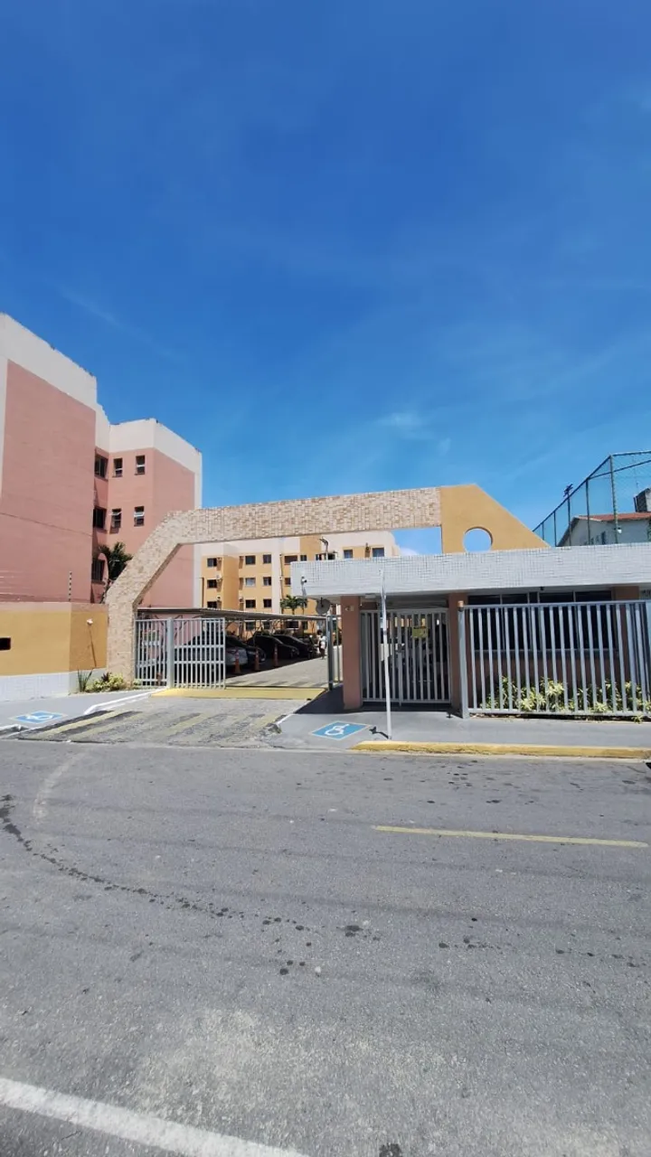 Apartamento na Barra dos coqueiros com 2/4 próximo ao centro