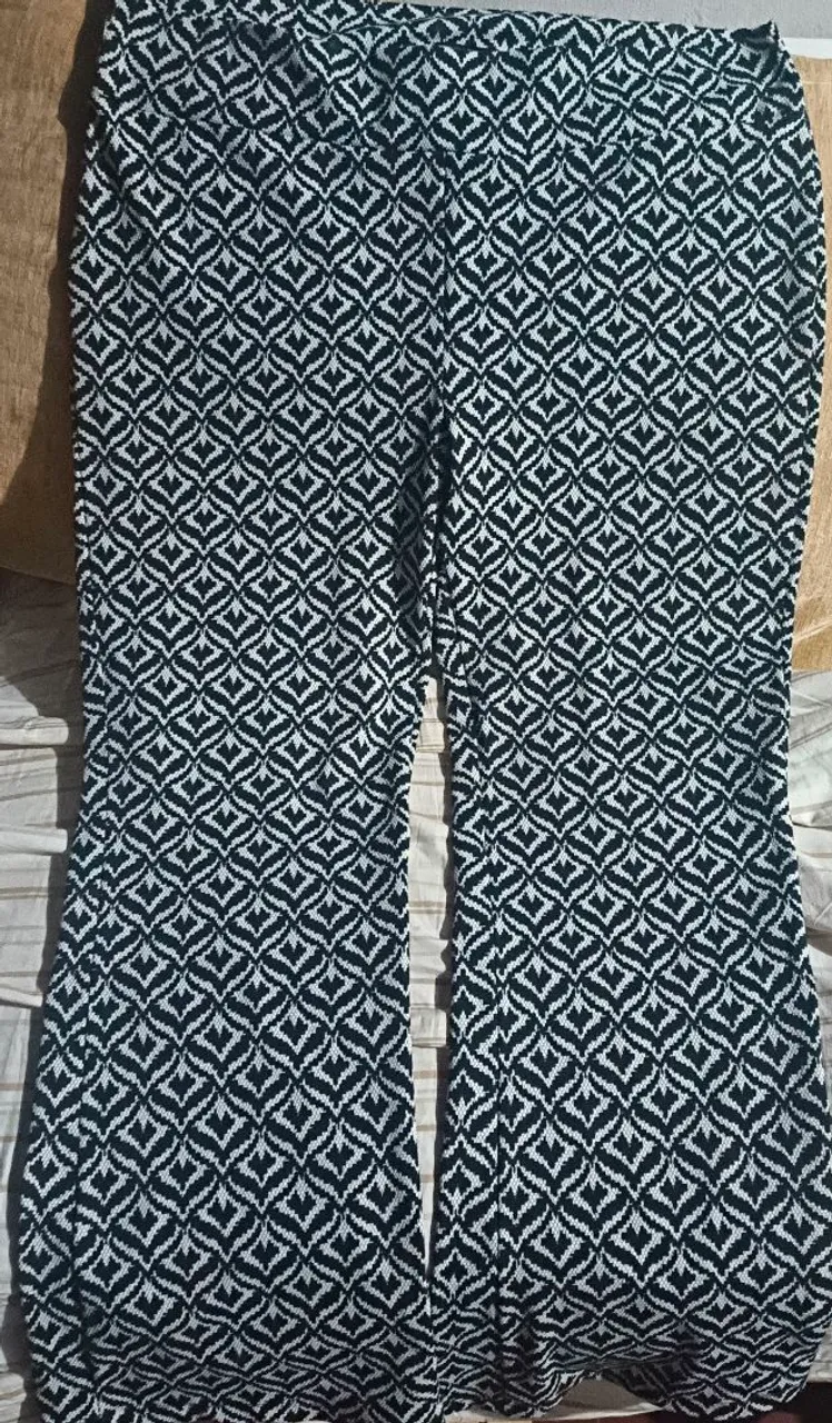 Calça feminina estampada