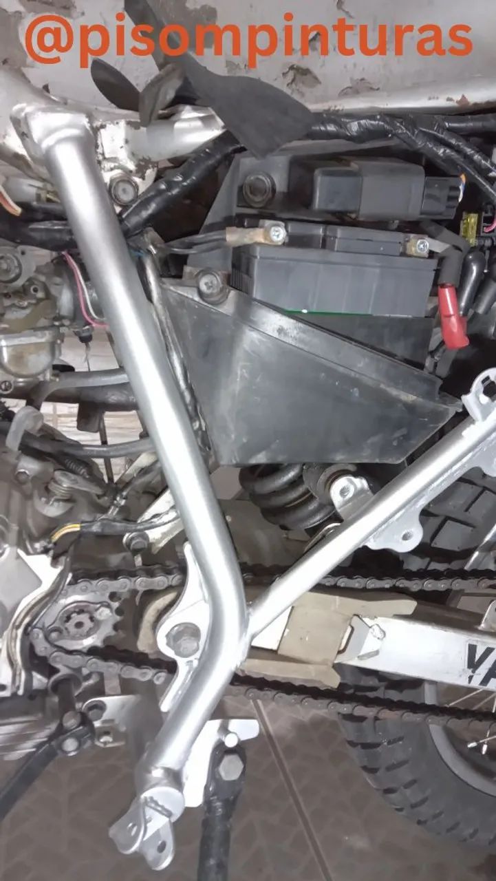 Pintura em moto - conserto reparos pinturas polimento em motocicletas - Foto 3