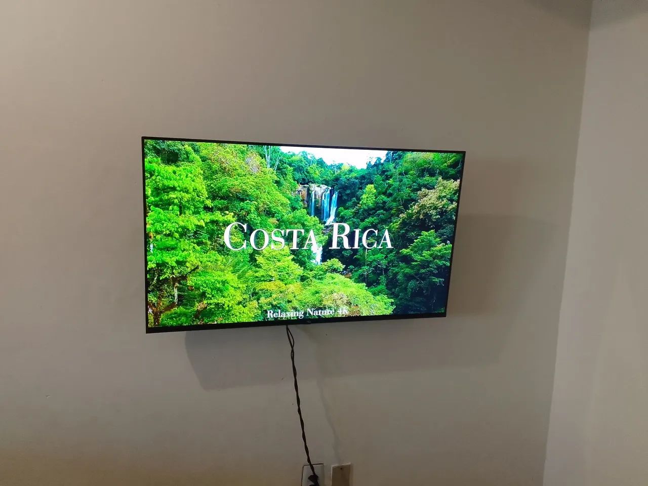 Smart TV HQ 43 Pol. + Fire Stick TV