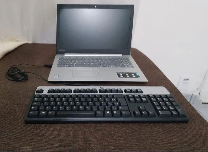 Notebook Lenovo - Tela 15.6 - Prata