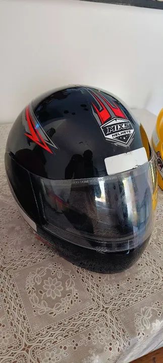3 capacetes de moto - vários modelos, muito bom estado - Foto 3