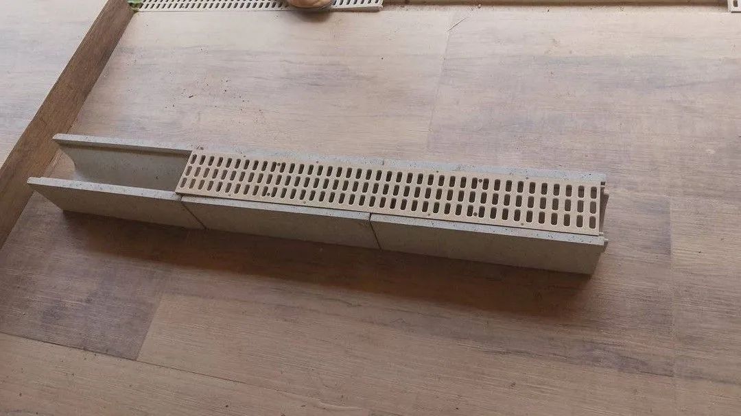 Canal de concreto65071746138243124