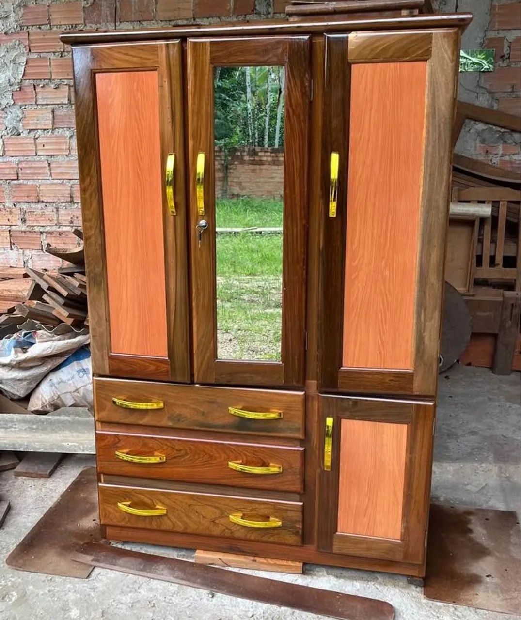 GUARDA-ROUPA DE SOLTEIRO COM ESPELHO -MADEIRA MACIÇA! - Foto 4