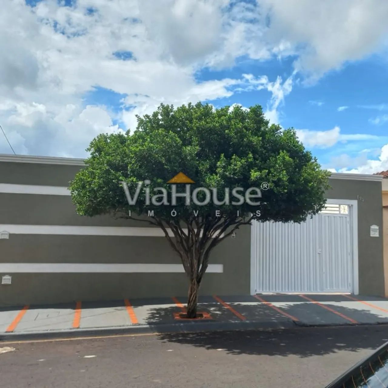 Casa de alto padrão à venda e locação em Adelino Simioni, Ribeirão Preto