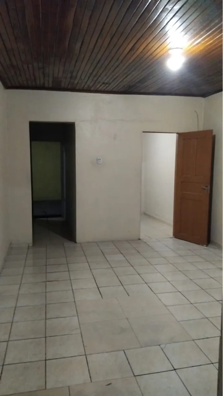 Alugo apartamento no jardim 1 na rua do apartamento Santa Lúcia