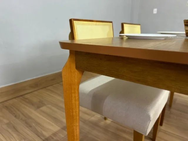 MESA DE JANTAR ALEGRA 120X80 + 4 CADEIRAS GRÉCIA LINHO BEGE - LORD - Foto 3
