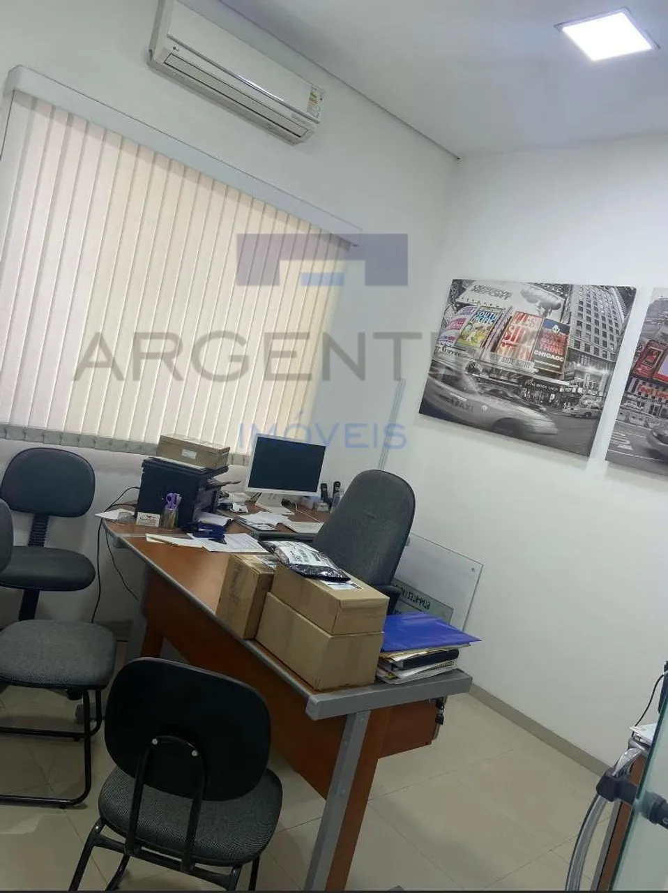 SALA COMERCIAL PARA LOCAÇÃO - CENTRO DE MOGI DAS CRUZES Próxima ao an