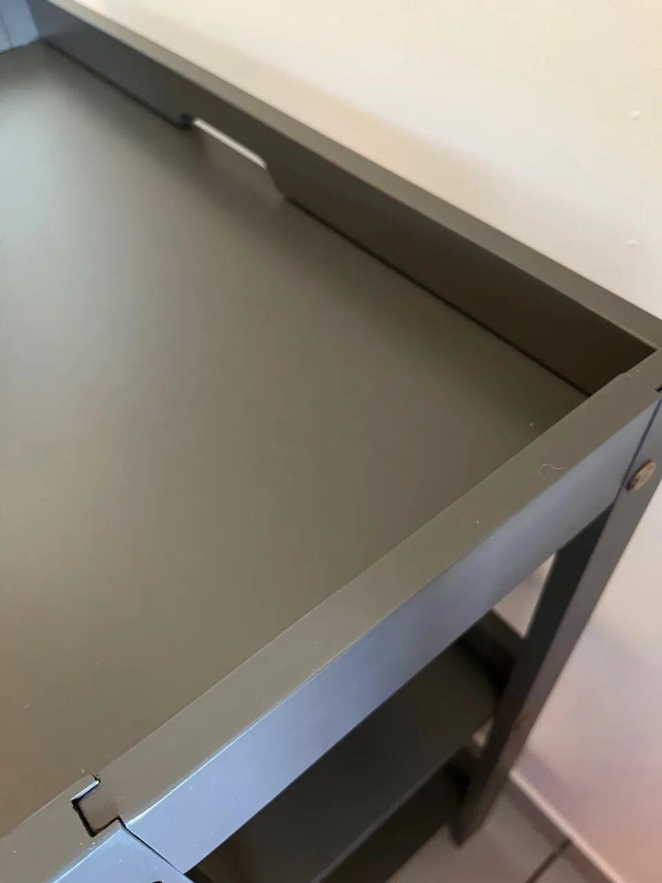 Gray Retractable Shelf64850628264450122