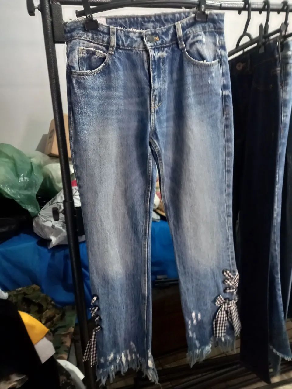 Calças Jeans Femininas - Diversos Modelos - Foto 3