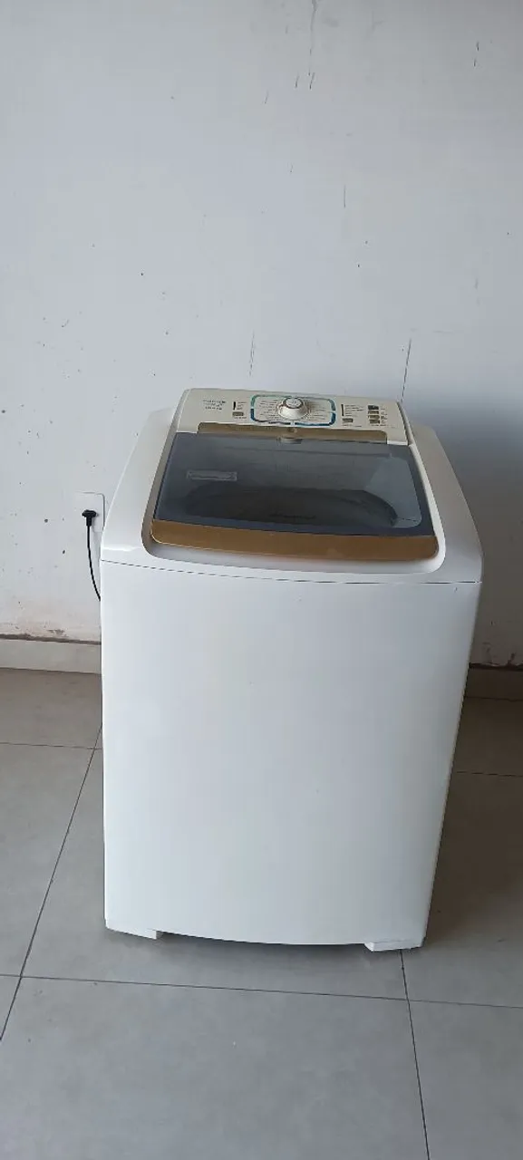 Máquina de lavar Electrolux 15,2kg