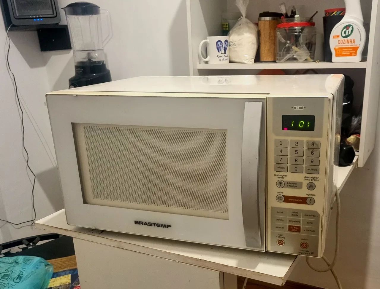 Microondas Ótimo estado - BARATO PRA SAIR HOJE - Retirar na Liberdade 