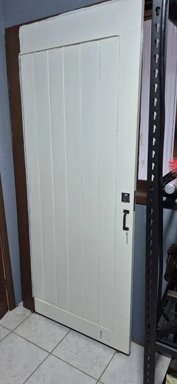 Porta de madeira maciça medidas 2,00 X 0,90 - Foto 2